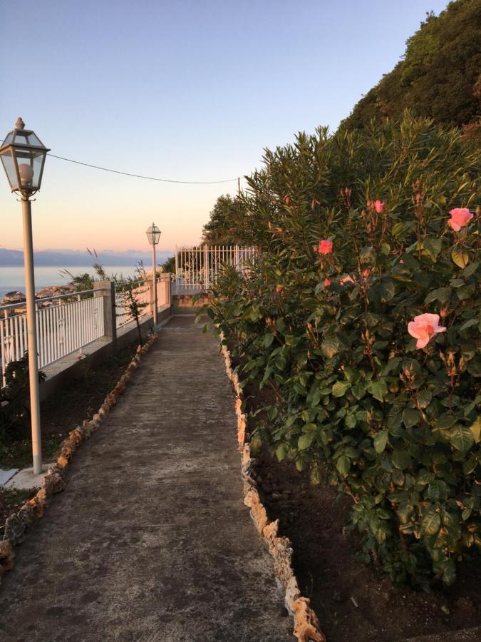 Balconcino Degli Innamorati Tropea サンタ・ドメーニカ エクステリア 写真