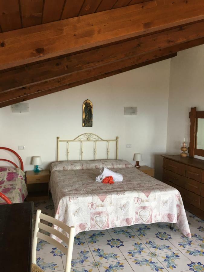 Balconcino Degli Innamorati Tropea サンタ・ドメーニカ エクステリア 写真