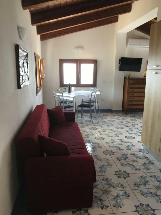 Balconcino Degli Innamorati Tropea サンタ・ドメーニカ エクステリア 写真